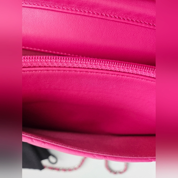 Chanel Pink Quilted Wallet-on-chain - Picture 11 of 13